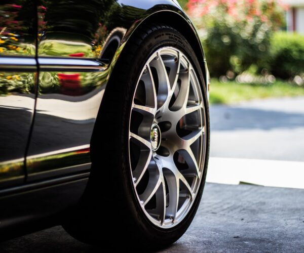 choisir les meilleurs pneus pour sa voiture